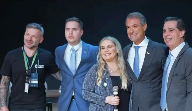 Homenagem pública a Eugênio Malavasi